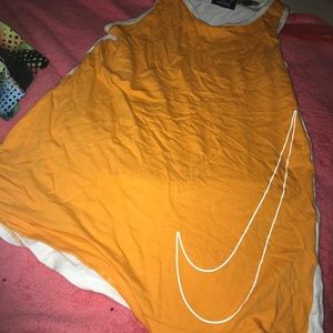 Nike tank